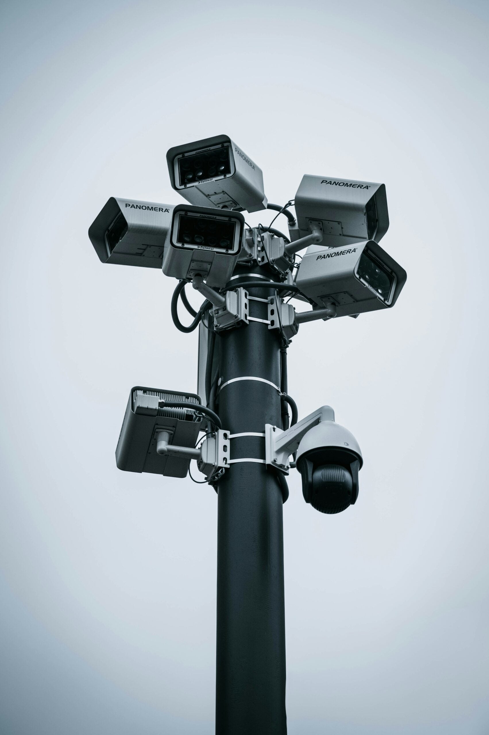 Camera Protected Arm Gate